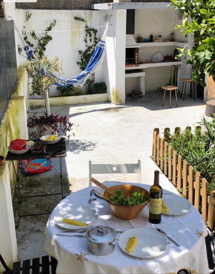 Villa Grandma'S House In Lisbon à Odivelas  Extérieur photo